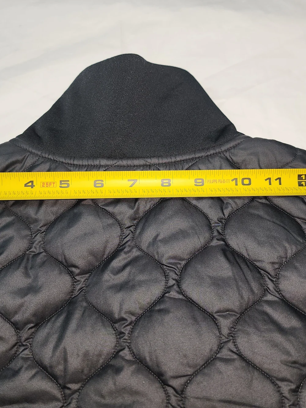 Nike AeroLayer Women's Running Vest Black Size Medium Is Used